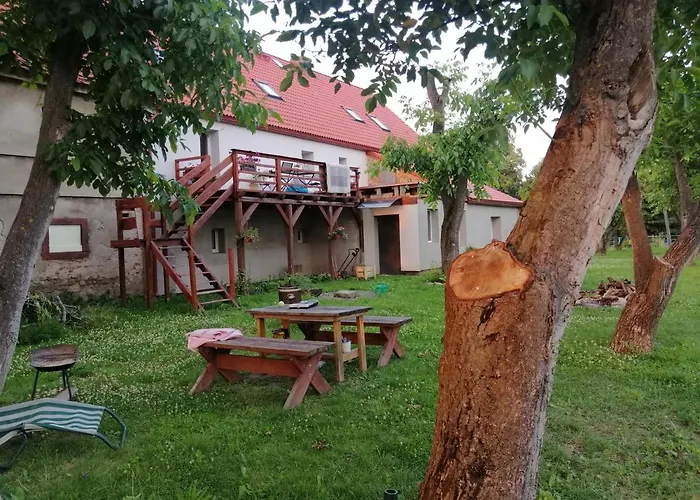 U Podnoza Gor Sowich 公寓